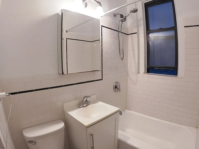 123 E 82nd St #4D — Photo 13