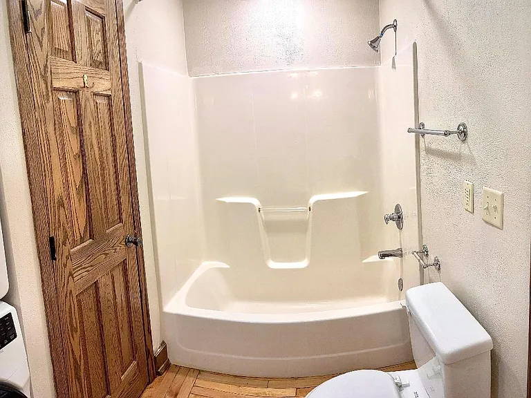 121 Wall St #206 — Photo 9