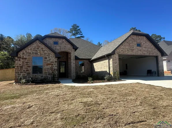 321 Saddle Brook Dr, Hallsville, TX 75650