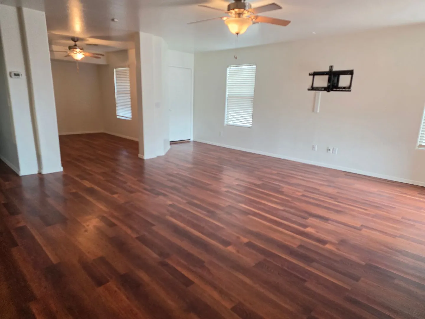 3 Bed/2 Bath El Dorado Area Maricopa — Photo 4