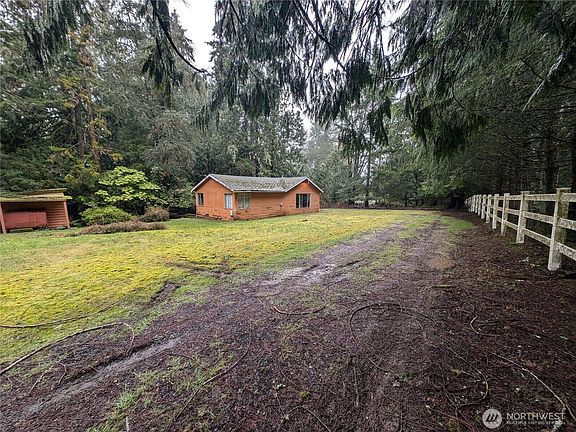 2nd image of 1943 26TH Avenue NW