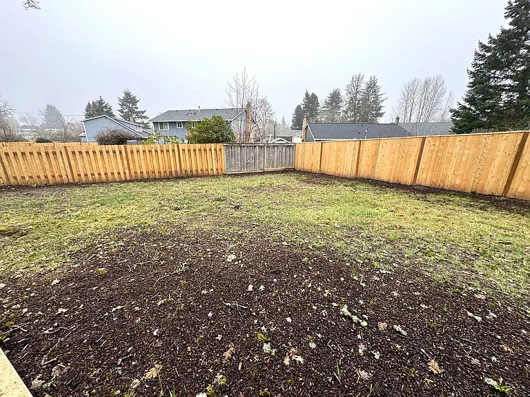 2181 SW 213th Pl — Photo 13