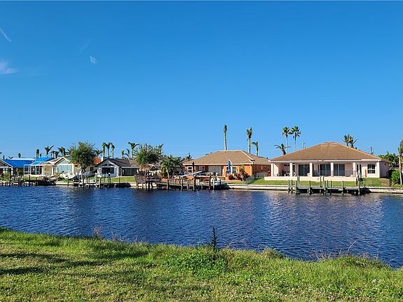 3rd image of 2525 SW 53rd Terrace Cpe