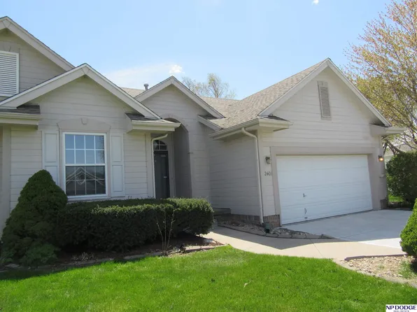 2401 Aberdeen Dr, Bellevue, NE 68133