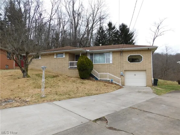 137 Bass Dr, Weirton, WV 26062