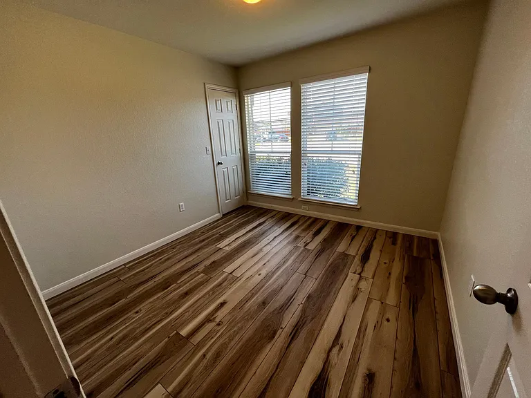 18309 Weatherby Ln — Photo 8