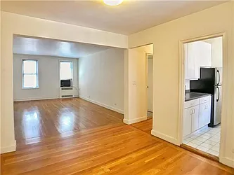 Rented by Century 21 Metropolitan