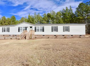 288 Sleigh Bell Ln, Carthage, NC 28327