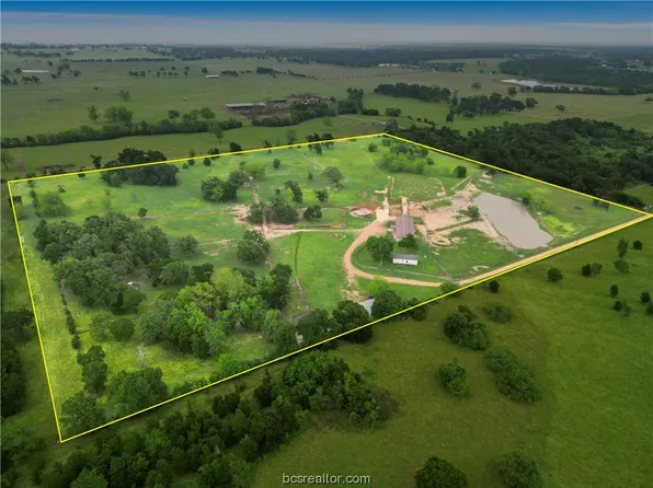 840000 Qualls Rd, Hempstead, TX 77445