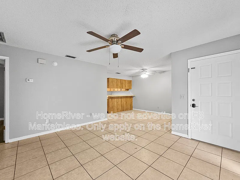 3205 Bloomingdale Villas Ct