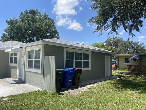 2nd image of 1021 W Palmetto Ave
