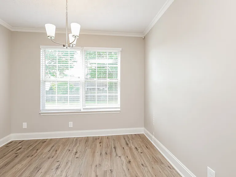 1195 Saint Andrews Dr — Photo 7