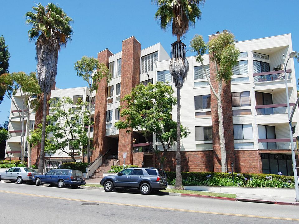 1st image of 750 S Bundy Dr APT 208