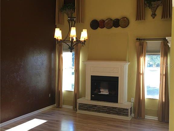 5th image of 16204 Sandalwood Dr