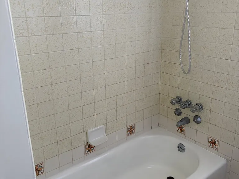 9800 San Carlos Ave #C — Photo 11