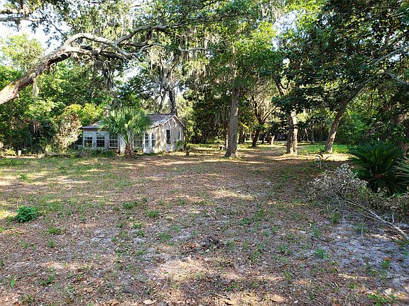 4th image of 4618 Hickory Shores Blvd