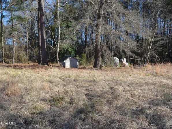 8097 Bray Road, Bailey, NC 27807