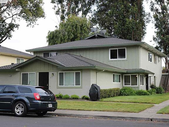 2nd image of 34825 Starling Dr APT 2