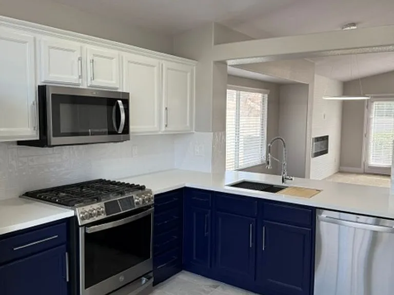 7873 Bridgefield Ln — Photo 16