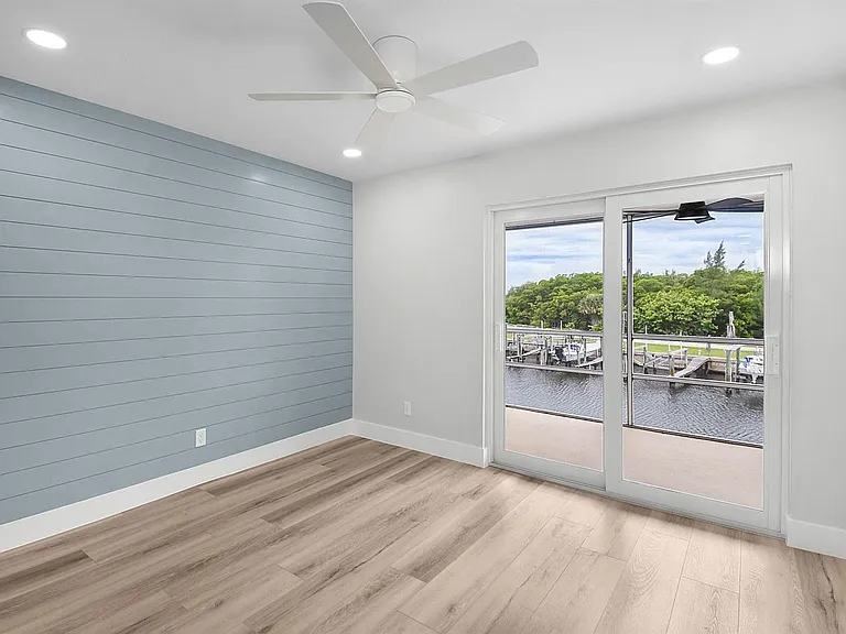 200 N El Mar Dr #B202 — Photo 14