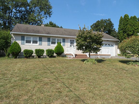 2nd image of 198 Sharon Dr