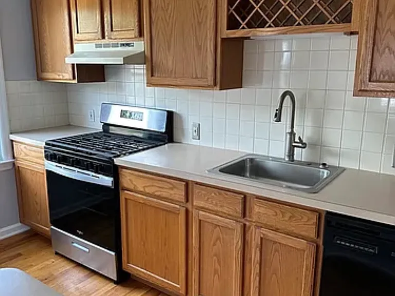 193 Main St #2 — Photo 6