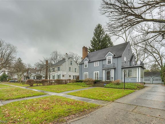2nd image of 221 Ohio St