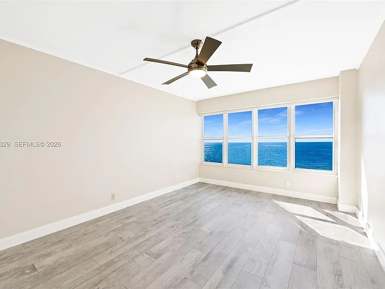 3700 Galt Ocean Dr #910 — Photo 15