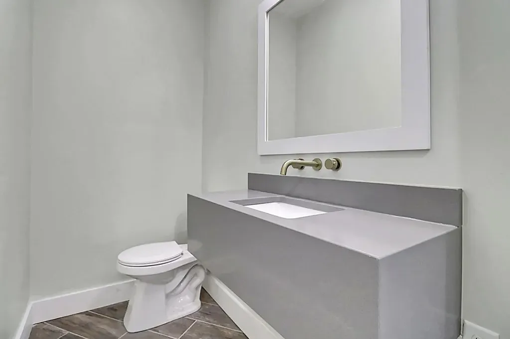 3 bed, 3308 sqft, $3,500 — Photo 3