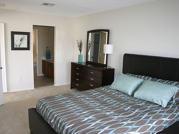 Master Bed w/Bath 1