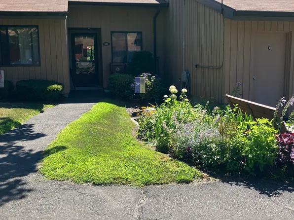 511 Asbury Ridge #511, Shelton, CT 06484