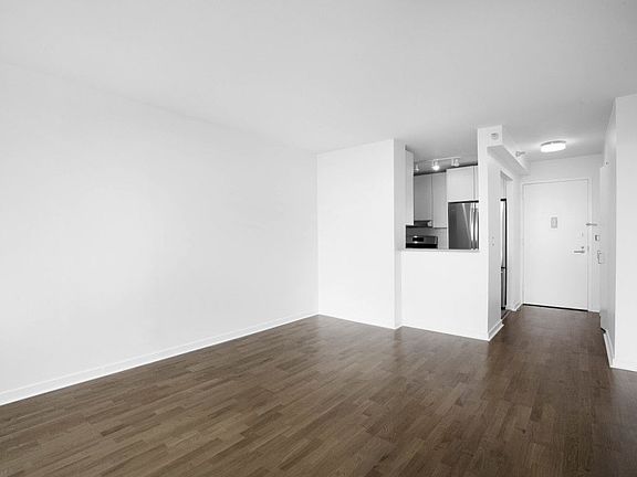 3rd image of 420 W 42nd St APT 36C