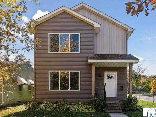 2084 Reaney Ave E, Saint Paul, MN 55119