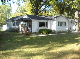 N7108 Winnebago Dr, Fond Du Lac, WI 54935