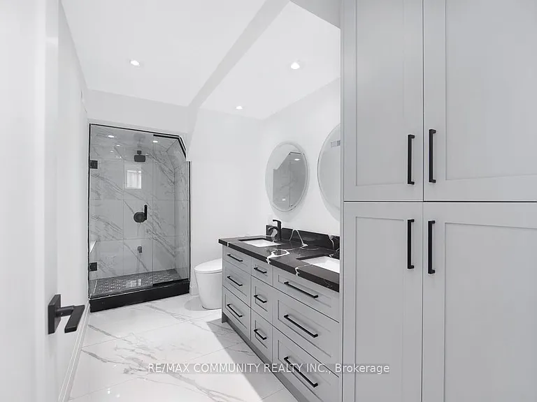 2447 Moonlight Cres #BASEMENT — Photo 15