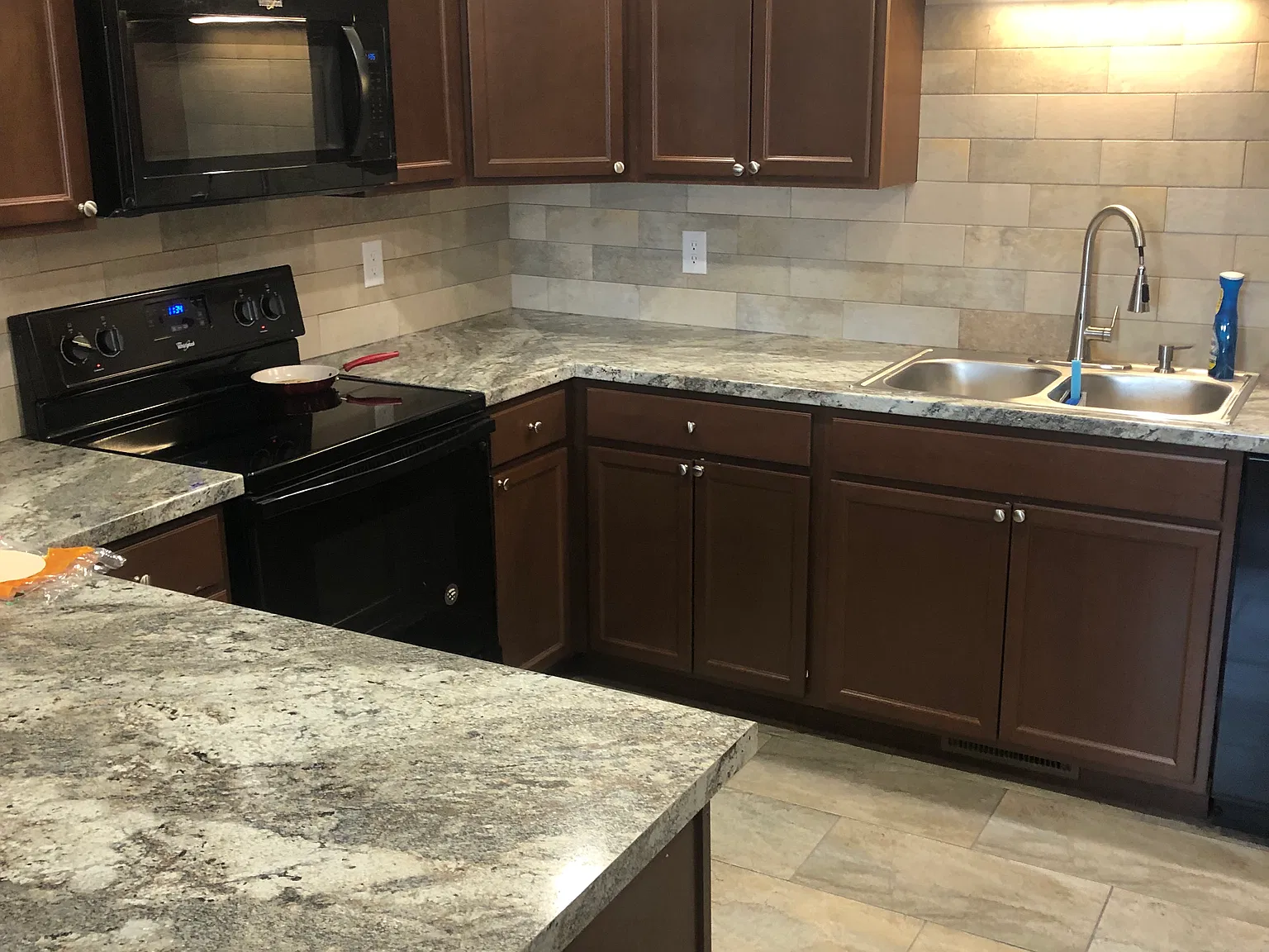 1 bed, 750 sqft, $900 — Photo 1