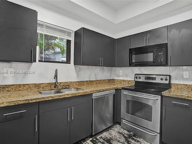 3300 NE 192nd St #CU-118 — Photo 14
