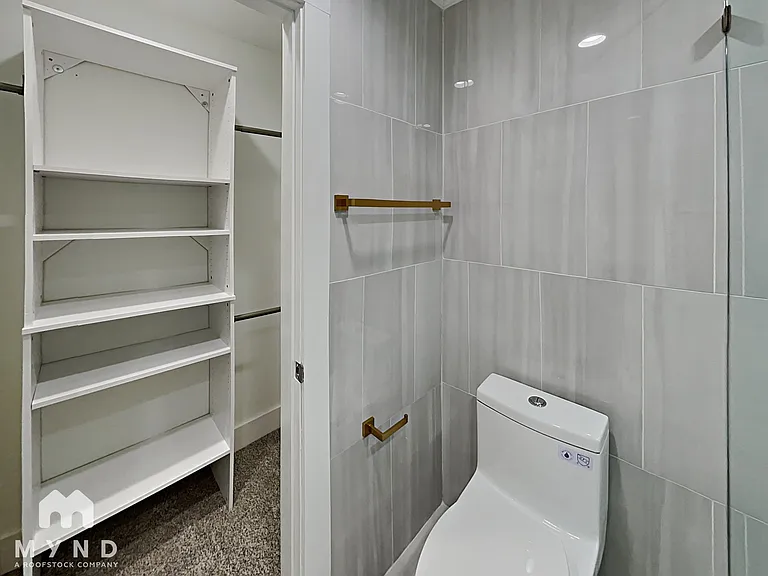 2718 Lawrence St — Photo 9