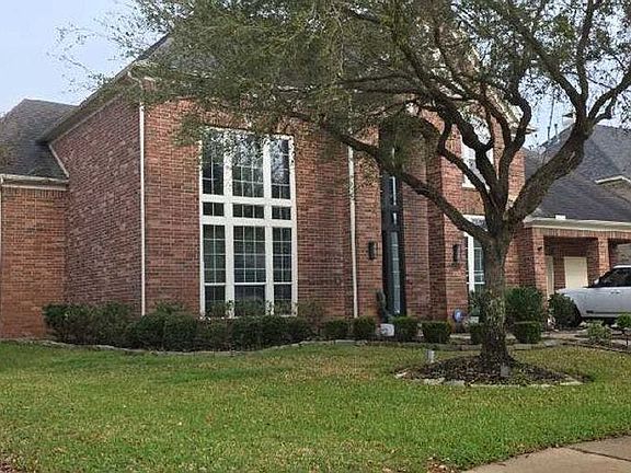 3rd image of 1726 Lake Charlotte Ln