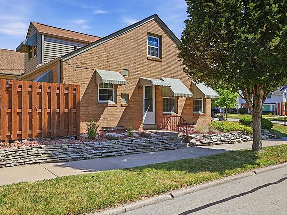4th image of 1036 Russet STREET