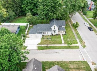 305 W 8th St, Marysville, OH