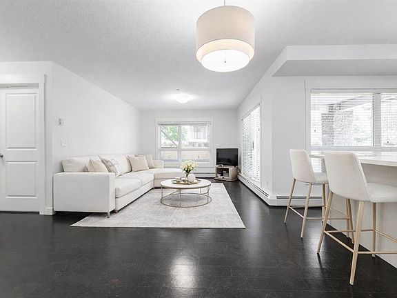 2nd image of 240 Skyview Ranch Rd NE #2117