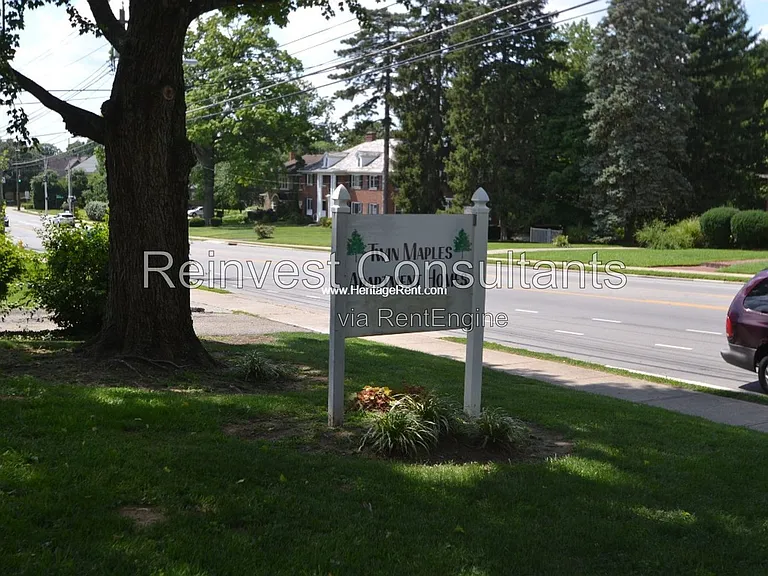 6330 Montgomery Rd #4 — Photo 2