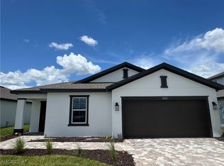 642 Lakeside Oasis Ave, Lehigh Acres, FL 33974