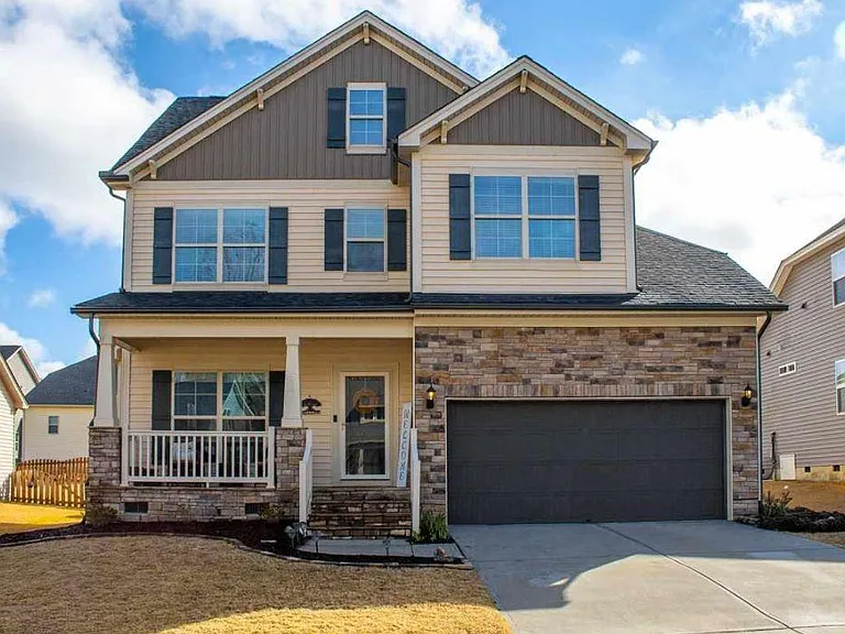 504 Minerva Dale Dr — Photo 1