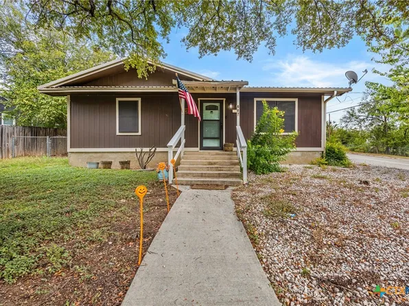 607 S Summer St, Lampasas, TX 76550