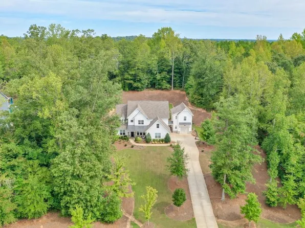 16145 Grand Litchfield Dr, Roswell, GA 30075