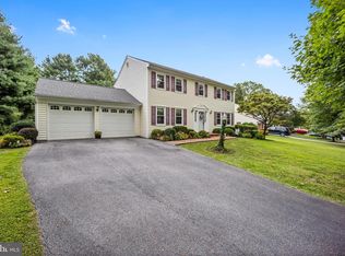 39 John Hannum Cir, Glen Mills, PA 19342