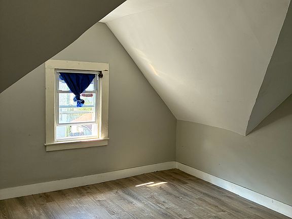 5th image of 507 Dickinson St #3