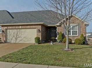 3409 Sun Bear Ct, Wentzville, MO